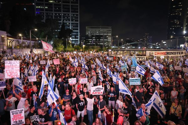 Thousands Protest in Israel After Recovery of 6 Hostages Killed in Gaza